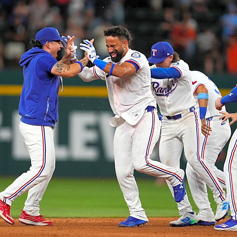 Ezequiel Duran has 4 RBIs as Rangers beat Giants 5-4 to end season-worst 6-game losing streak
