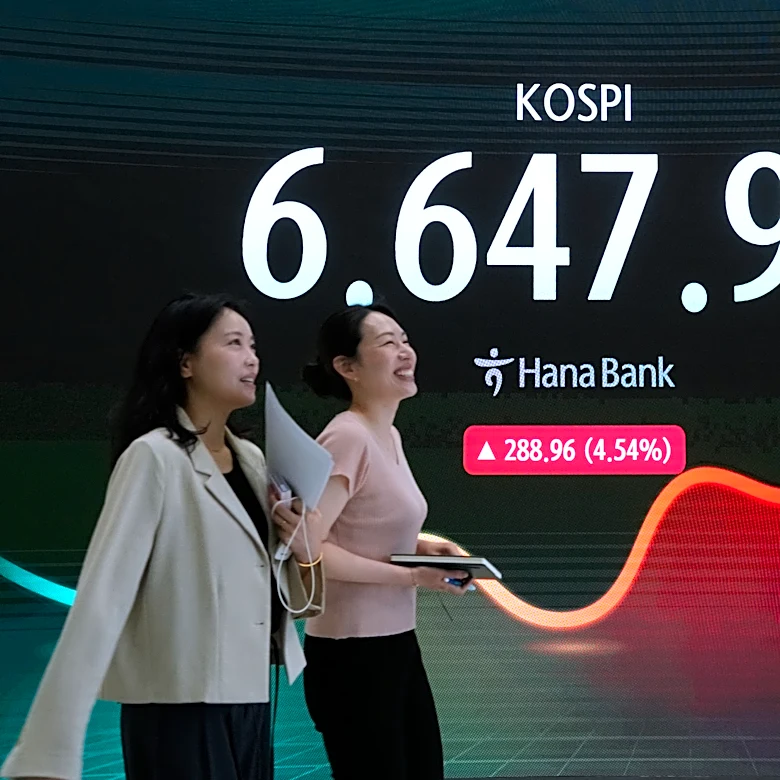 Oil prices ease and Asian shares gain on hopes for Mideast deal, as companies report strong profits