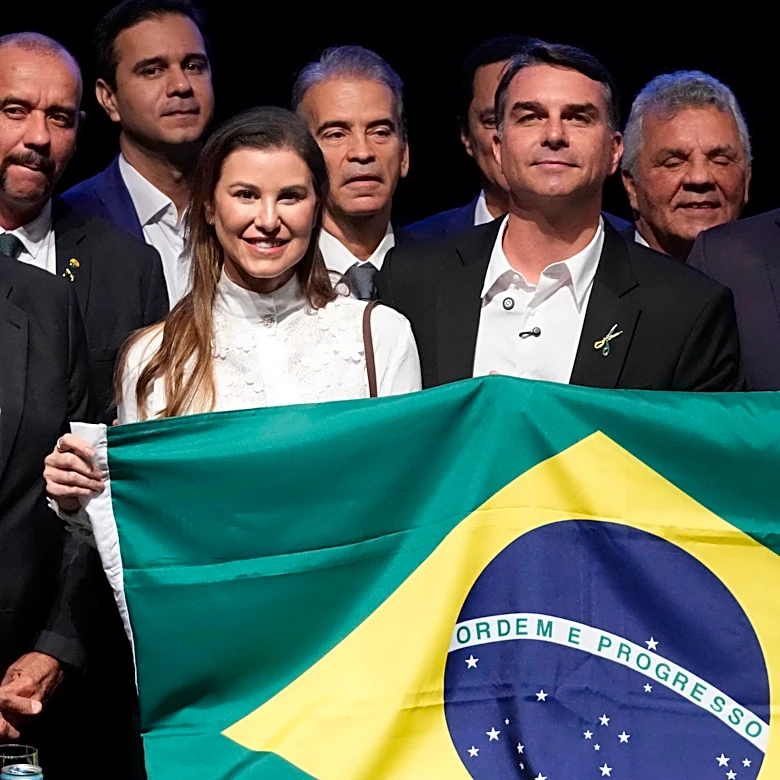 Flávio Bolsonaro announces his running mate for Brazil's October election in a bid against Lula