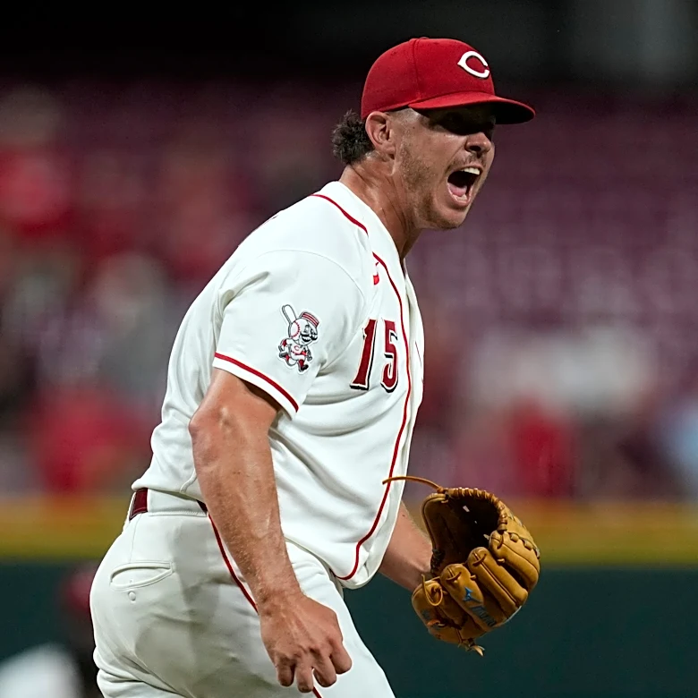 McLain homers to back Lowder in the Reds' 3-2 victory over the A's