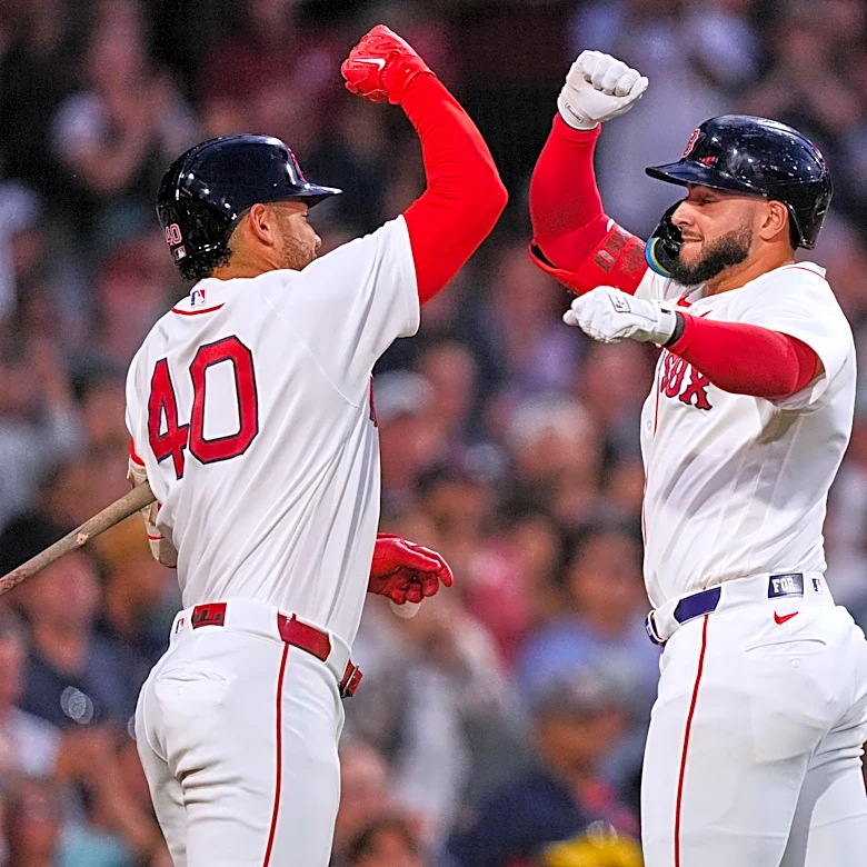 Abreu homers again, Gray gets 14th victory as Red Sox beat White Sox 4-0 for 7th straight win