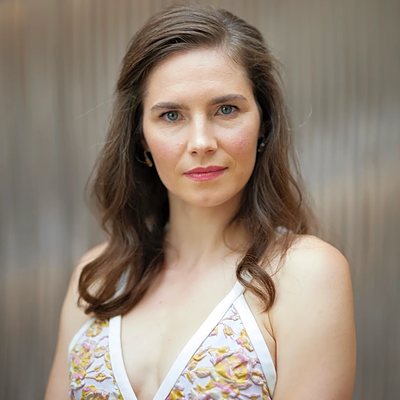 Amanda Knox claims show she is performing at Edinburgh festival honors her murdered former flatmate