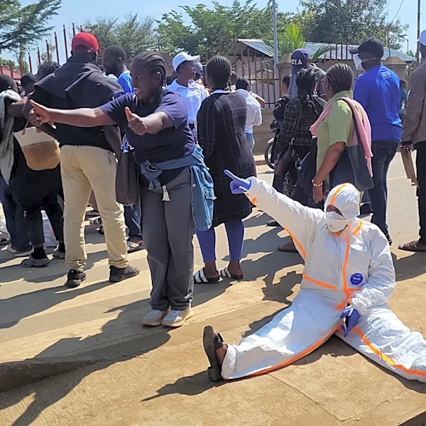 Congo monitors 200 boat passengers near Kinshasa after a traveler dies with Ebola-like symptoms