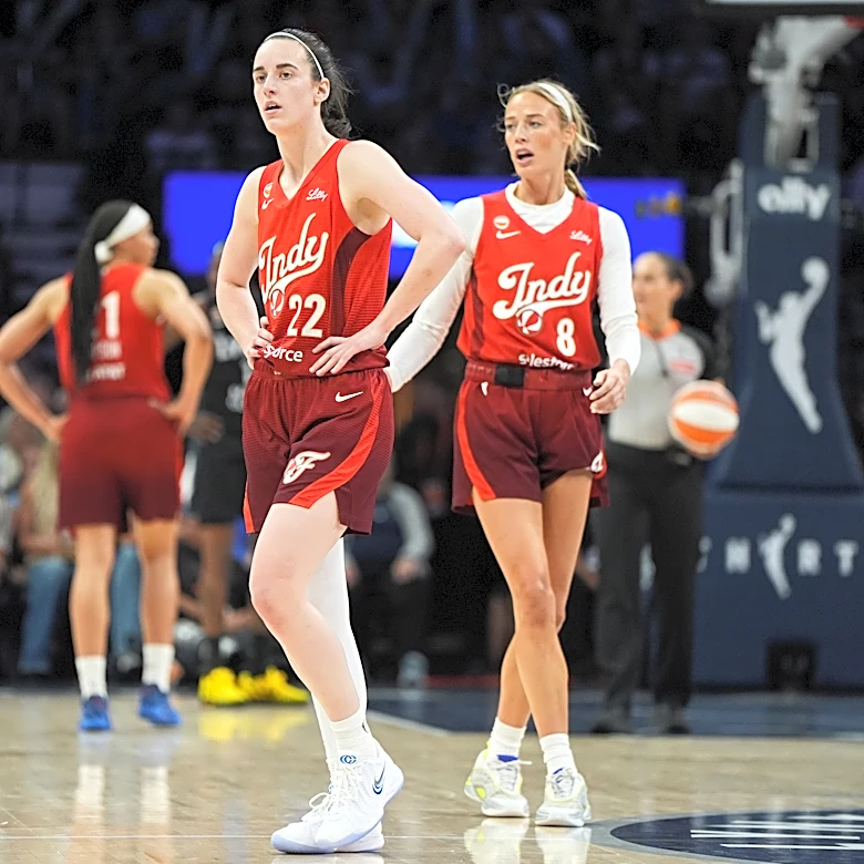 Gray hits buzzer-beating 3s after Clark's mistakes to lift Aces past Fever 86-84 in OT