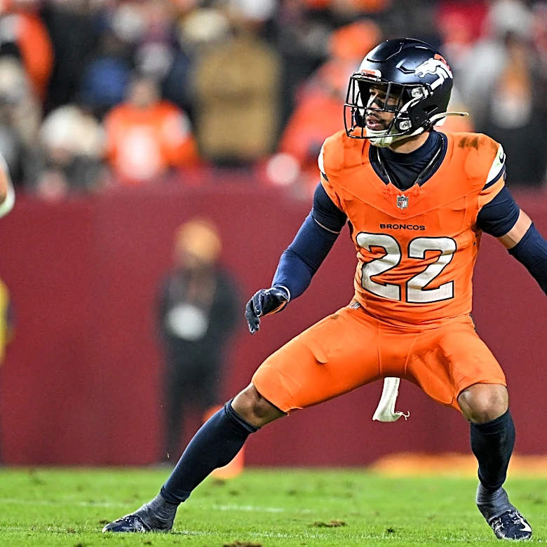 Broncos safety Brandon Jones shines as an emergency kicker, going 3 for 4 in a scrimmage