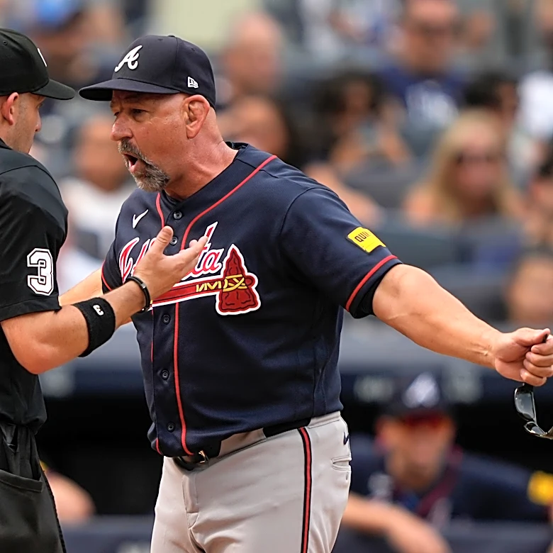 Braves manager Walt Weiss says plate umpire Dan Merzel made a terrible balk call on Chris Sale