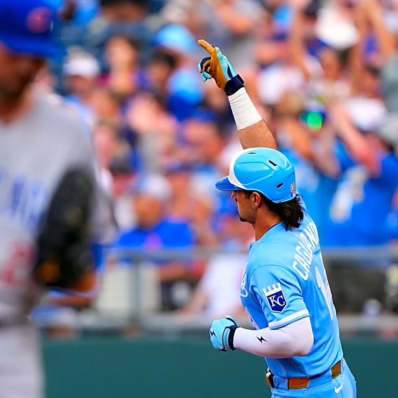Jac Caglianone powers the Royals past Chicago 6-3 as Clay Holmes makes a shaky debut for the Cubs