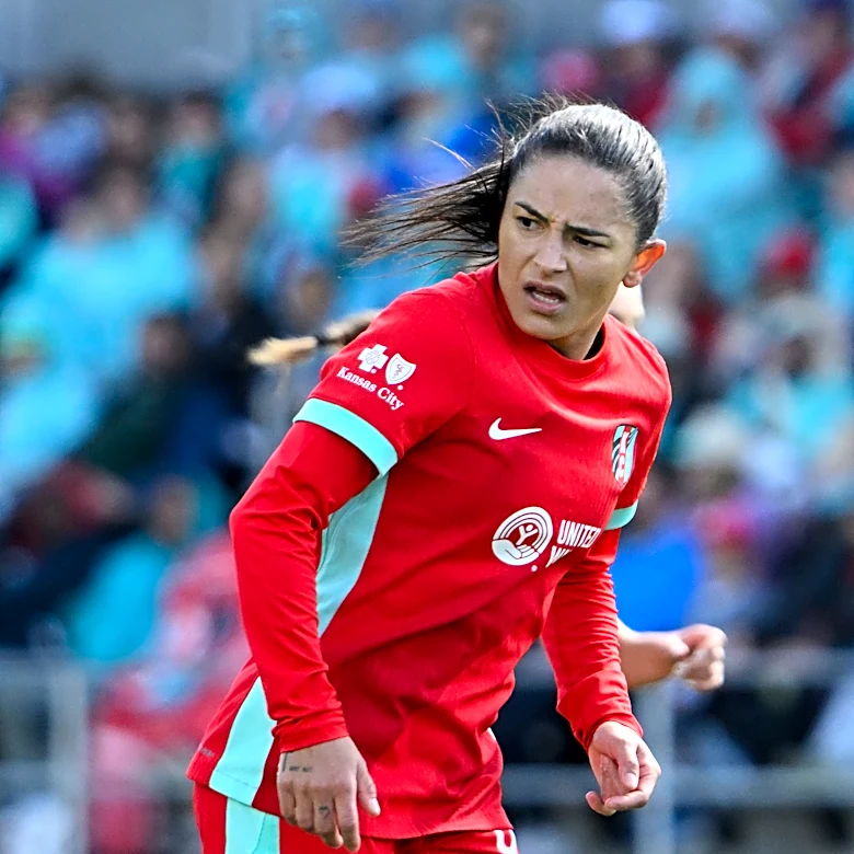 Jacobs' stoppage-time goal gives the Courage a 4-3 win over the Spirit