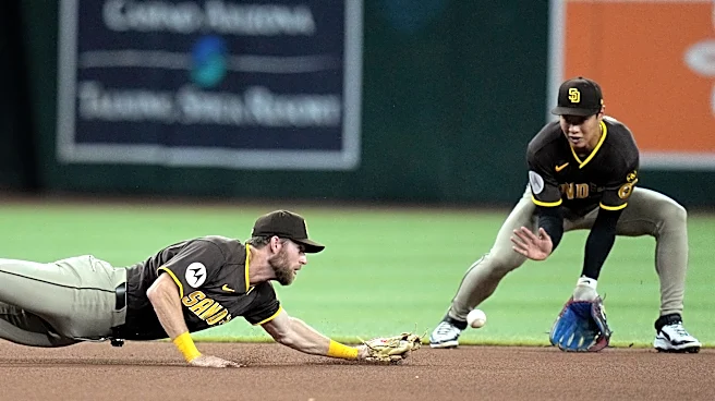 Austin Hays hits pinch, 2-run home run in his first at-bat with the Padres