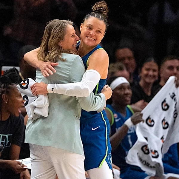 McBride hits WNBA-record 10 3-pointers, scores 43 as Lynx beat Wings 103-90