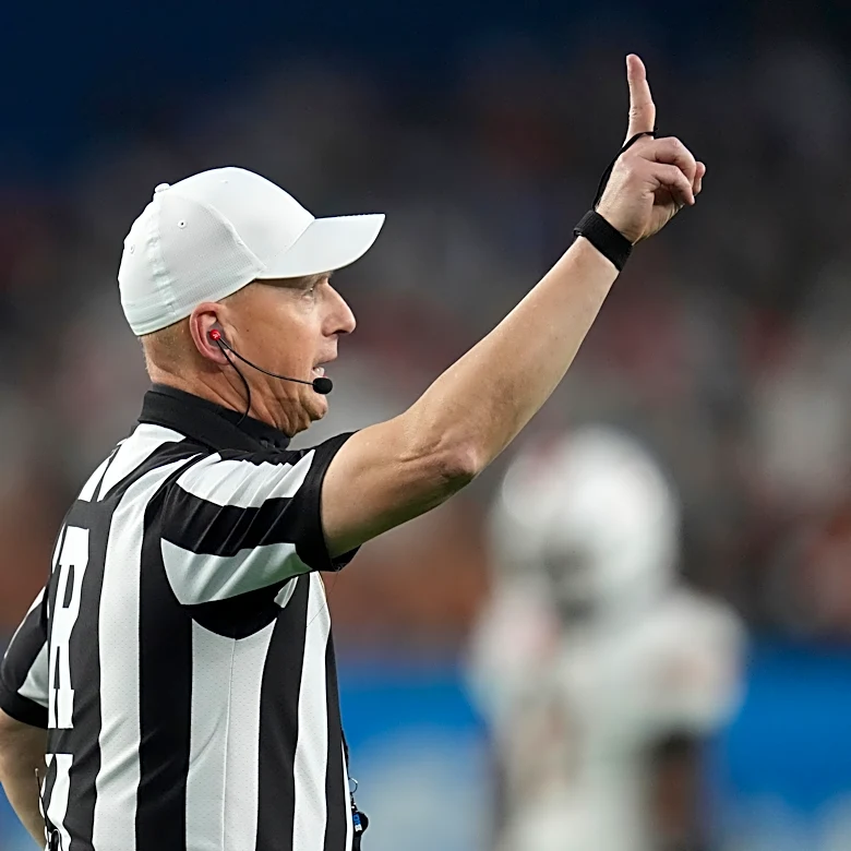 NCAA names Ron Snodgrass national coordinator of officials, replacing the retiring Steve Shaw
