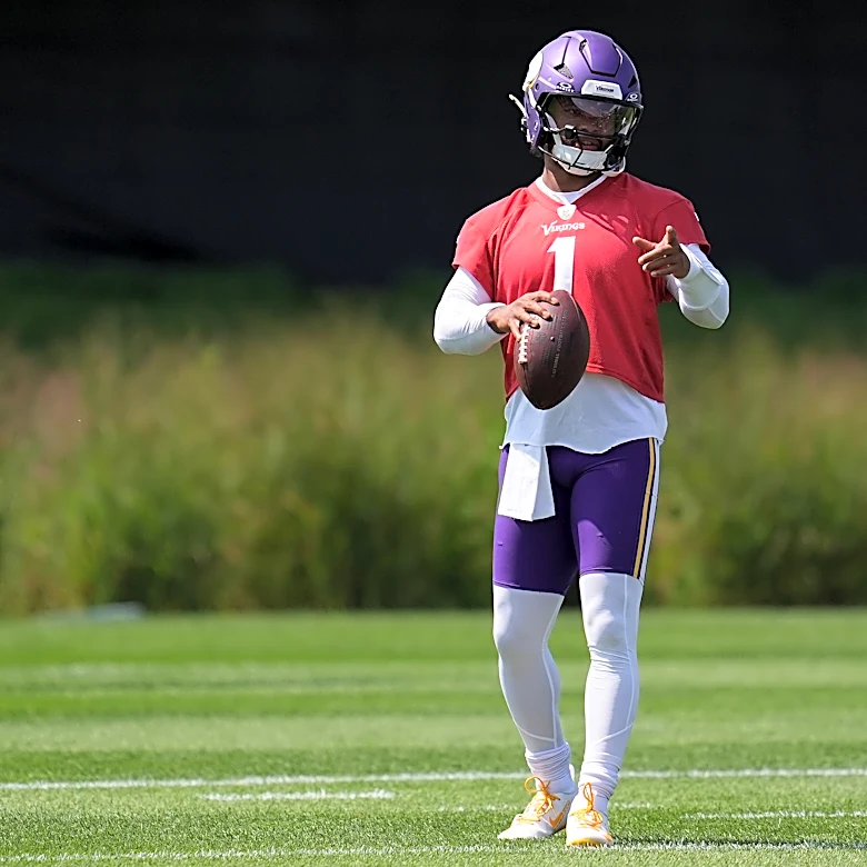 Vikings pick Kyler Murray as their starting quarterback over J.J. McCarthy, AP source says