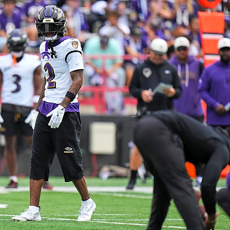 Ravens cornerback Nate Wiggins carted off with left leg injury