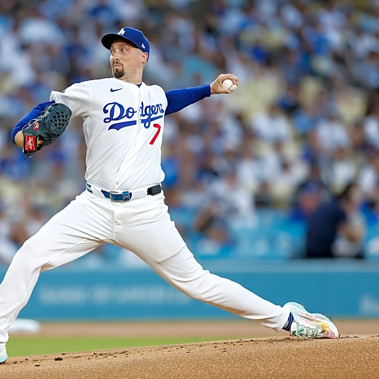 Blake Snell fans 10 in 6 innings in return for the Dodgers after a 3-month elbow injury layoff