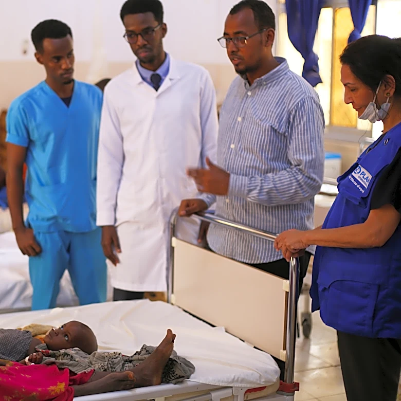 Thousands flee yearslong drought in Somalia as hunger deepens and aid shrinks