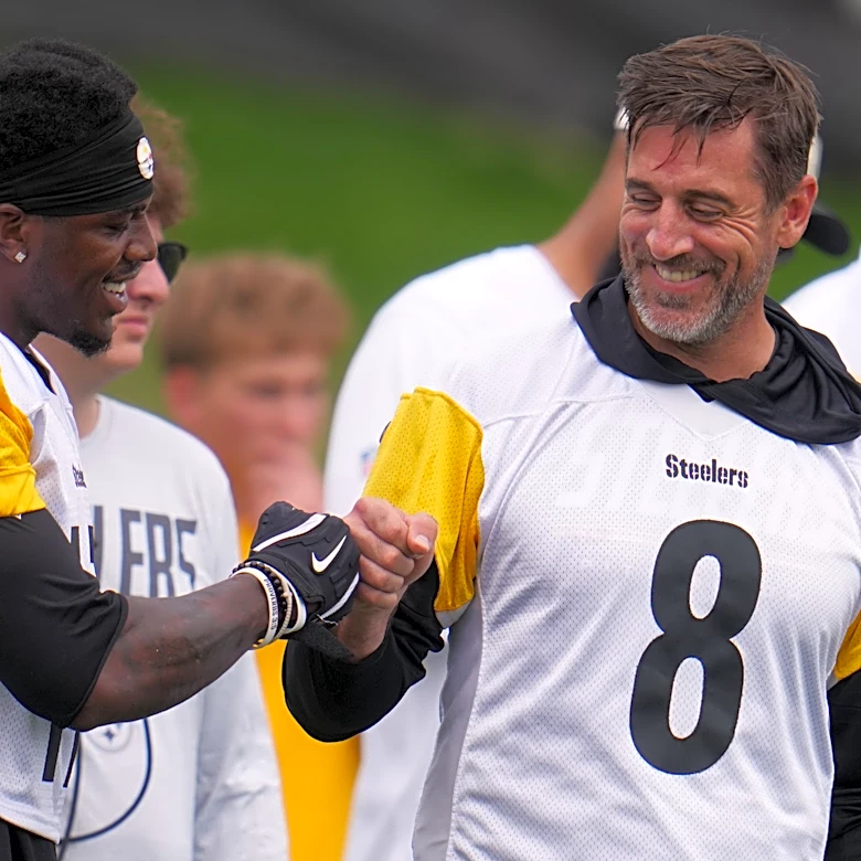 Steelers' Aaron Rodgers wishes Thursday's preseason game with Packers could take place in Green Bay