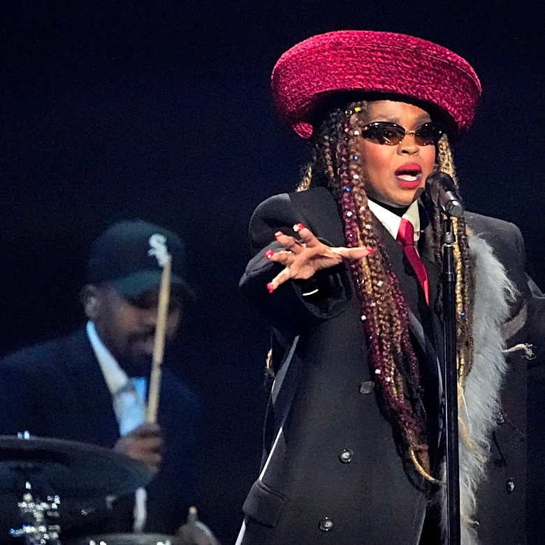 Ms. Lauryn Hill and Fugees' bandmate Wyclef Jean will headline Global Citizen's antipoverty festival