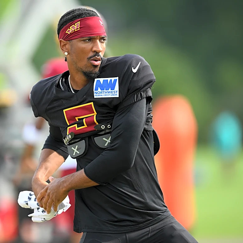 Kiffin maintaining initial stance on D.J. Pickett wearing the No. 5 of former LSU QB Jayden Daniels