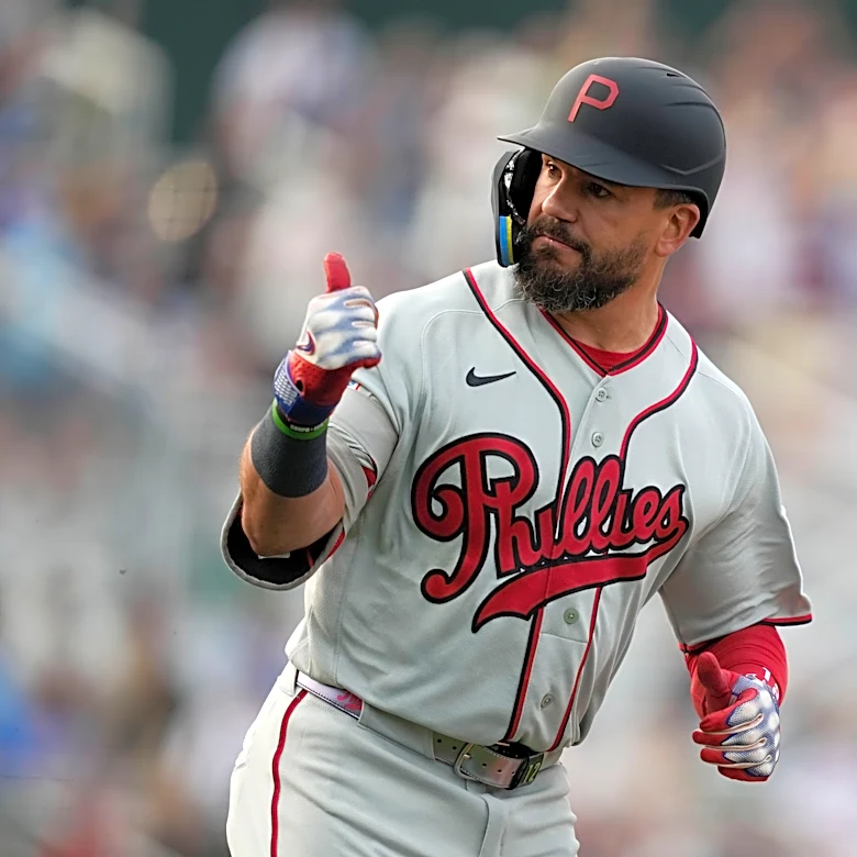 Phillies homer 3 times into the Field of Dreams corn in 7-1 win over Twins, with pair from Schwarber