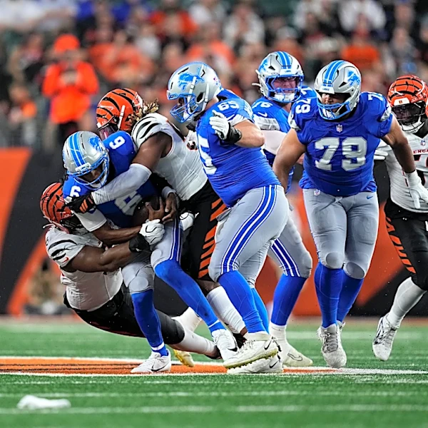Campbell still trying to find answers for Lions offensive line