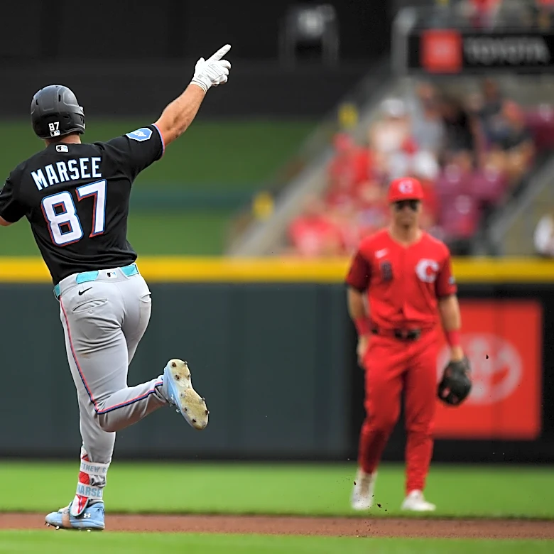 Marsee and Mack homer in the Marlins' 8-4 victory over the Reds