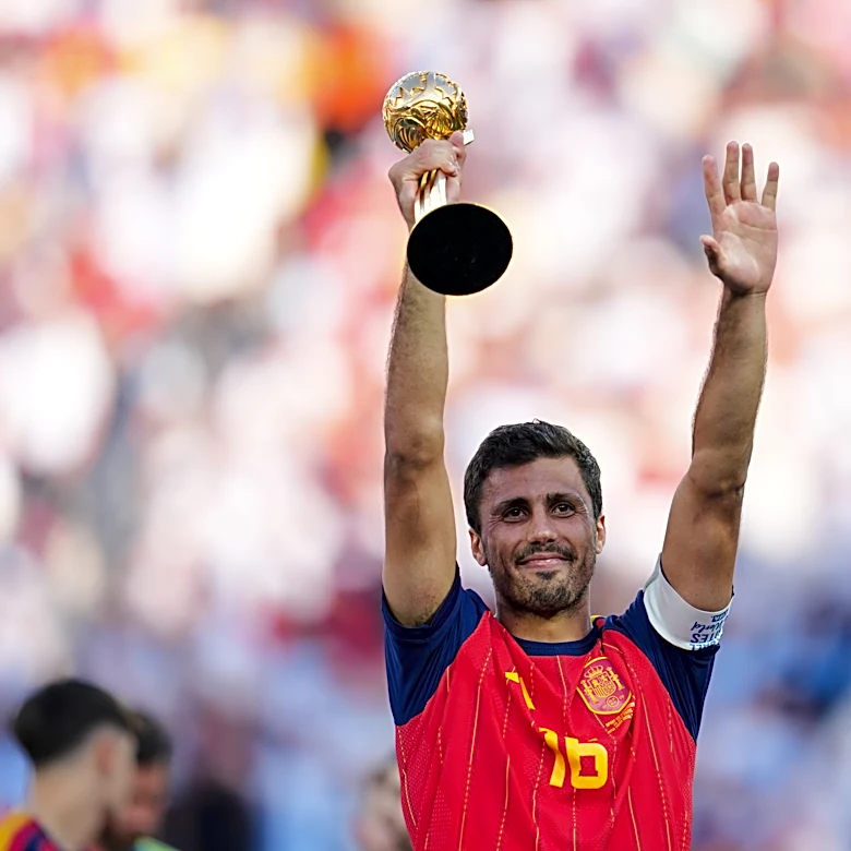 Rodri set to arrive as Barcelona finalize transfer of Spain captain from Man City