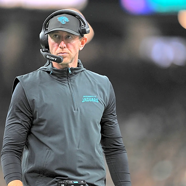 Jaguars planning to play starters in preseason game against Panthers