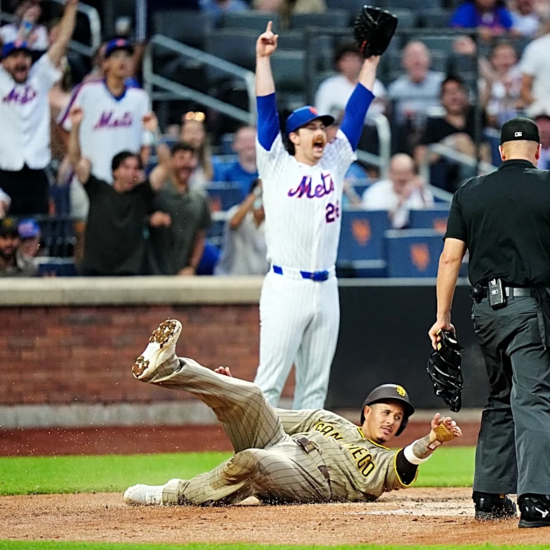 Benge and Ewing nail the Padres at home plate as the Mets hang on for a 2-1 victory