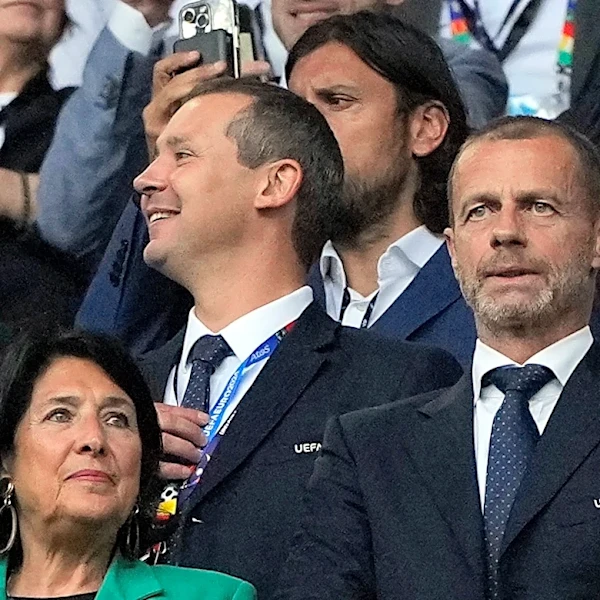 A top official leaves FIFA, deepening the fallout from Infantino’s World Cup sell-off plan