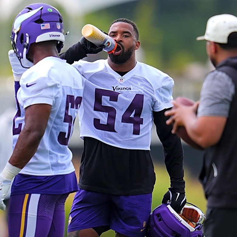 Vikings veteran Jamal Adams will have season-ending surgery for torn quadriceps tendon