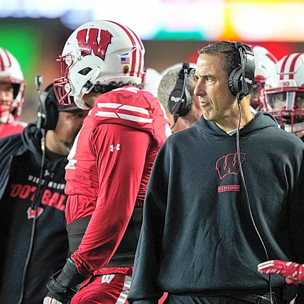 Wisconsin counting on refurbished roster to help Badgers rebound from two straight losing seasons
