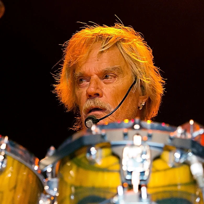 Frank Beard, Rock & Roll Hall of Fame drummer of boogie-rock trio ZZ Top, dies at 77