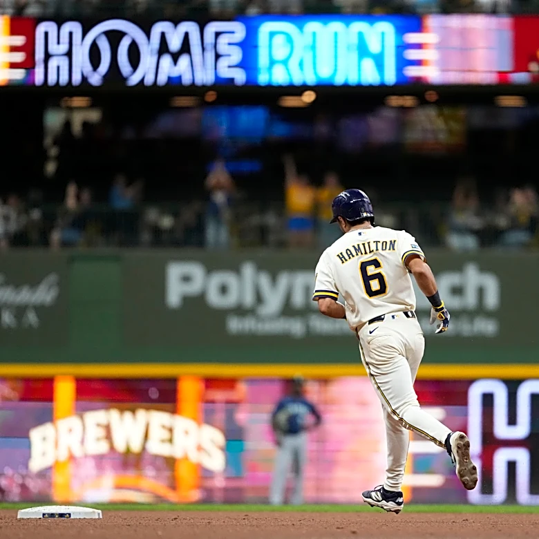 Brewers match baseball's modern-era record for biggest shutout, beating Mariners 22-0
