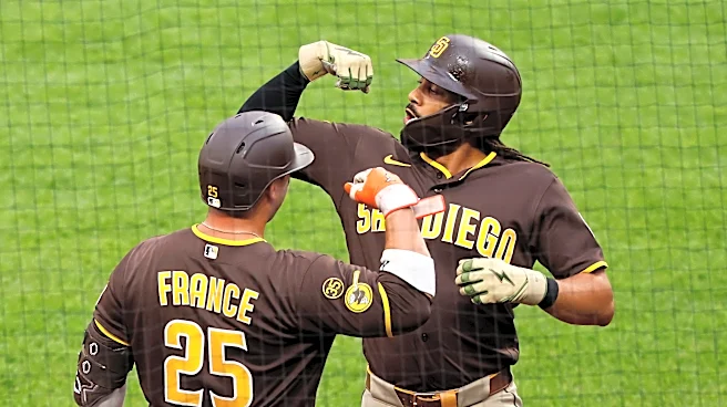 Padres' Tatis favors robbing home runs over hitting them in 5-2 win over the Mets