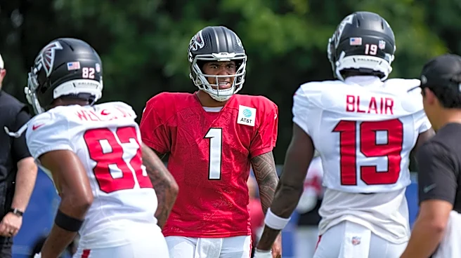 Colts' Keenan Allen and Falcons' Za'Darius Smith sit out the teams' first joint practice