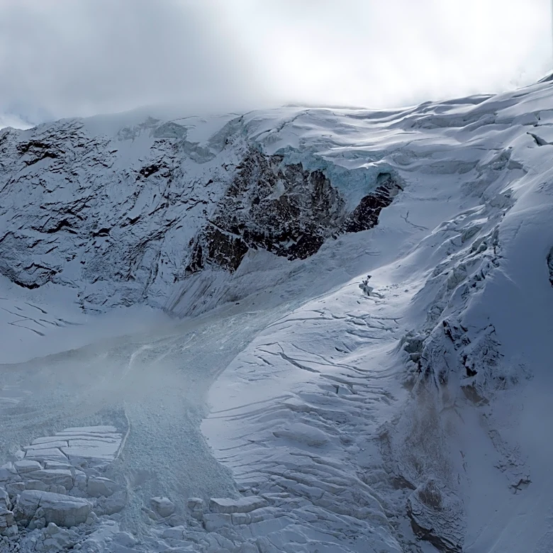 Bodies of 2 hikers missing for decades in Swiss Alps turn up as glacier melts