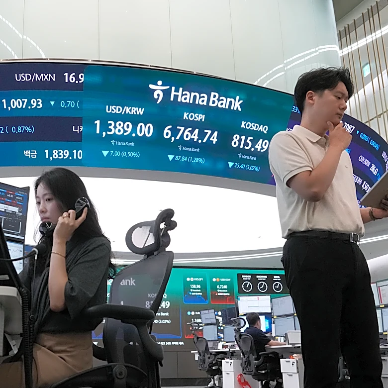 Asian shares advance despite Wall Street losses as US Treasury's moves fail to calm markets