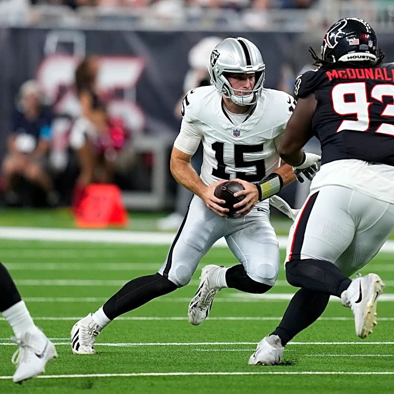 Fernando Mendoza has plenty of experience to rely on in Raiders quarterbacks room