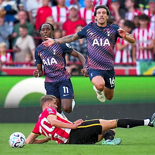 Man United and Tottenham make woeful starts in the Premier League to puncture preseason positivity
