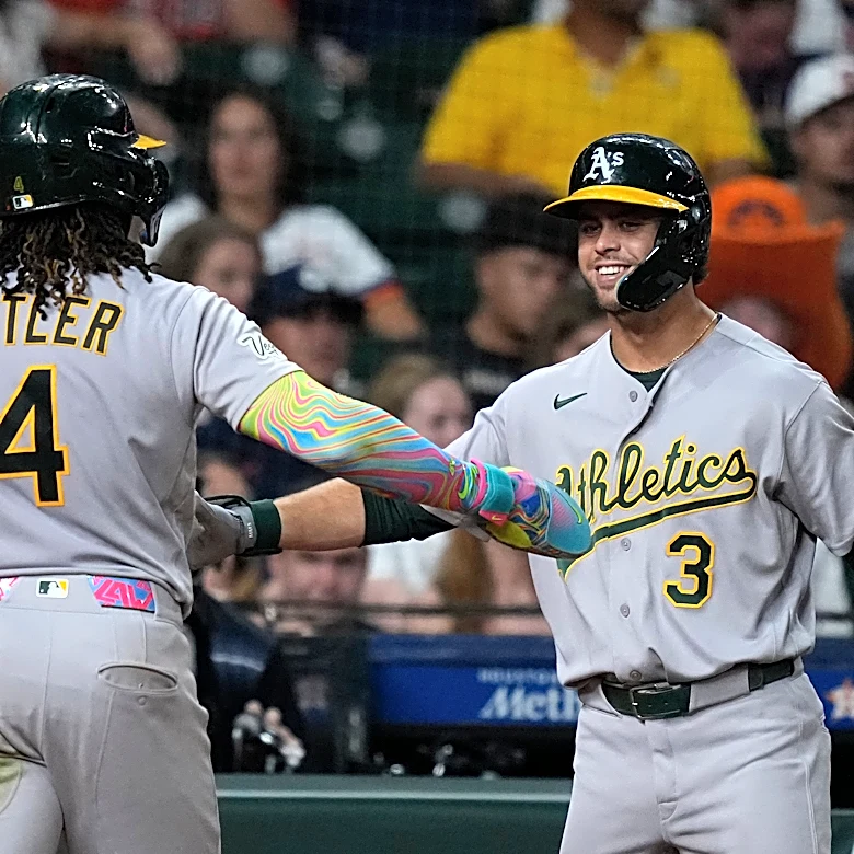 Athletics rally with a 3-run 8th inning to beat the Astros 4-3, snapping a 5-game skid