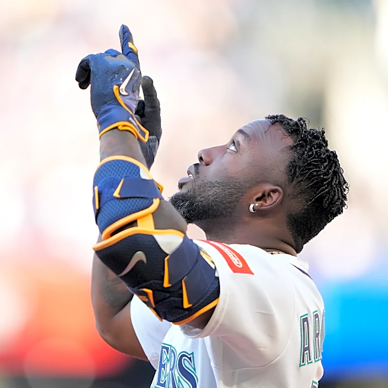 Arozarena's walk-off homer gives Mariners 5-4 win over Cubs, spoils Anderson’s MLB debut