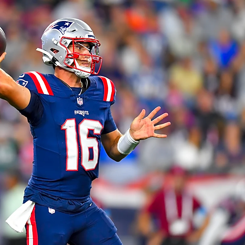 Tommy DeVito throws TD pass, Ja’Quinden Jackson taken off in ambulance as Patriots beat Eagles 24-21