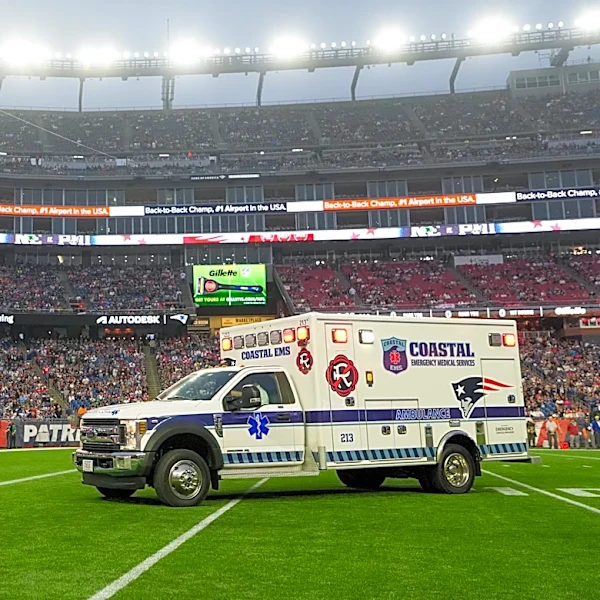 Eagles' Ja’Quinden Jackson has movement after being taken off in ambulance following injury
