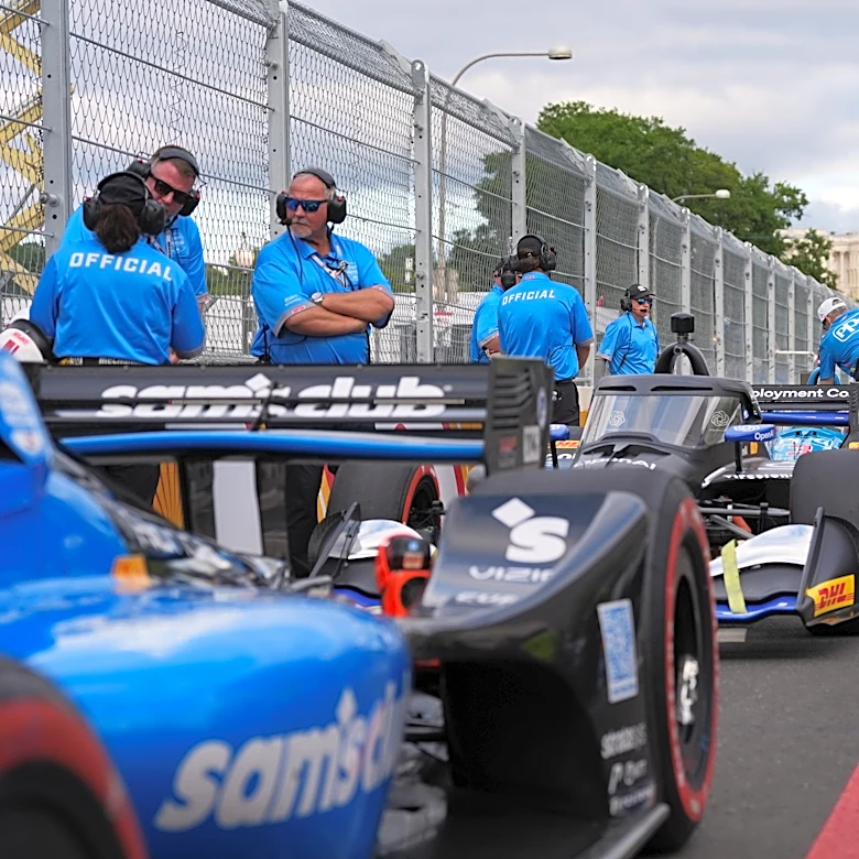 Trump will kick off the IndyCar race in the Beast before cars zoom through Washington's streets