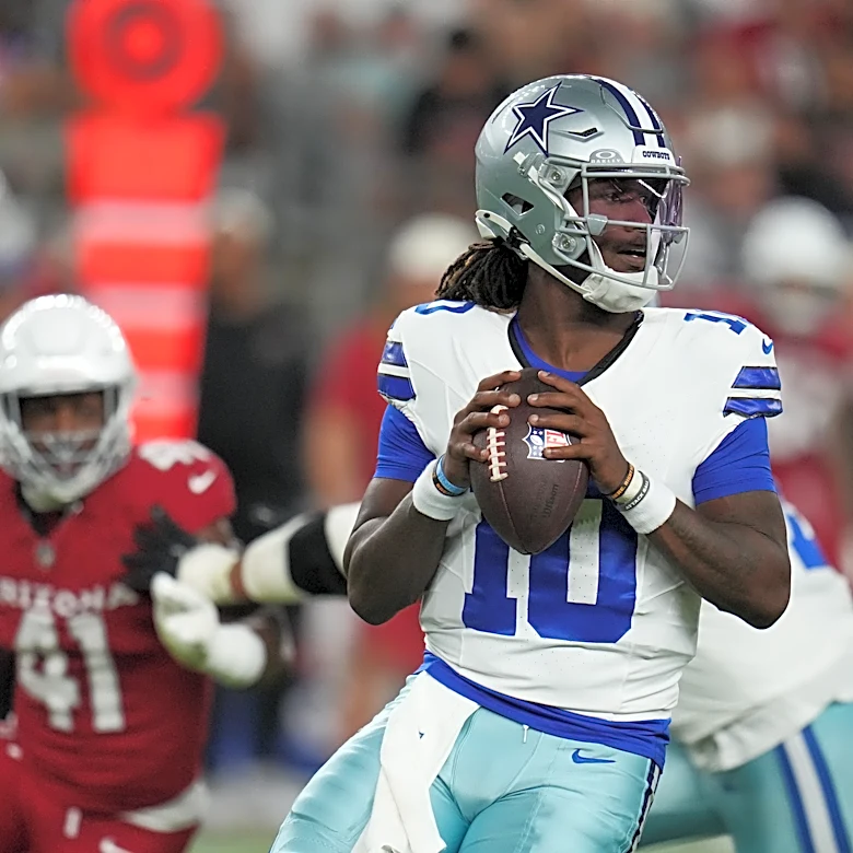 Milton throws 2 TDs in 1st half, makes case for Cowboys' backup job in 34-13 win over Cardinals