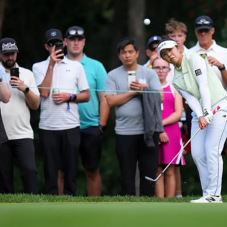 Yamashita matches LPGA Tour's 72-hole scoring record in 9-stroke victory in Edmonton