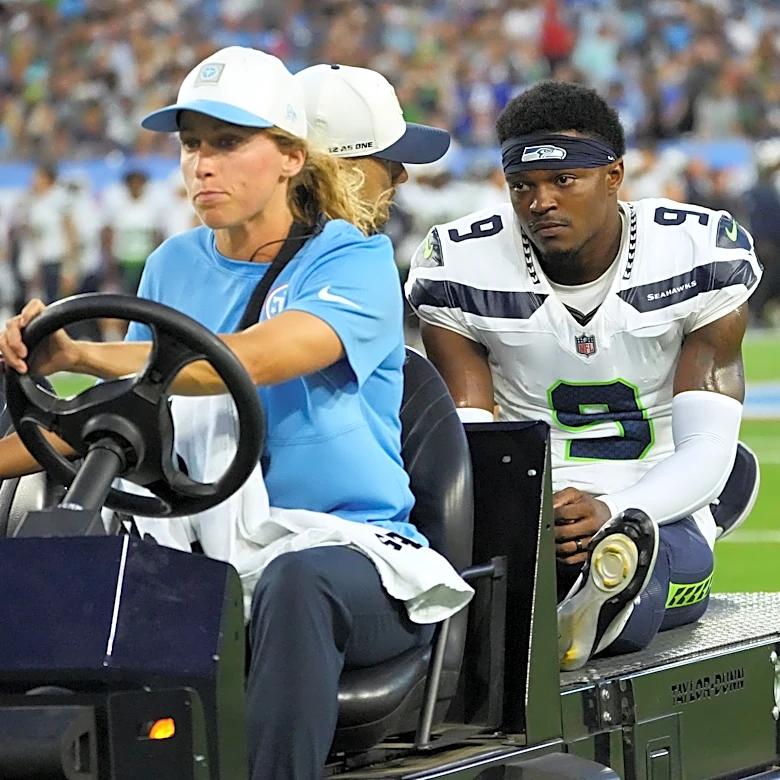 Rookie LB Bud Clark among 2 major injuries for Seahawks against the Titans