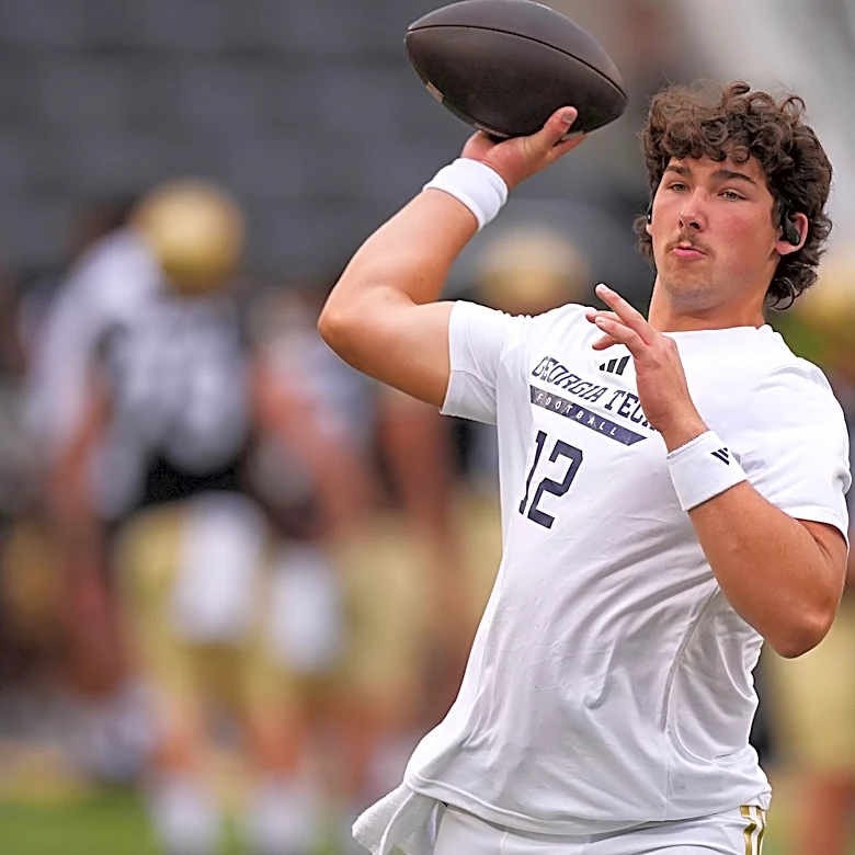 Florida names Georgia Tech transfer Aaron Philo starting quarterback for season opener