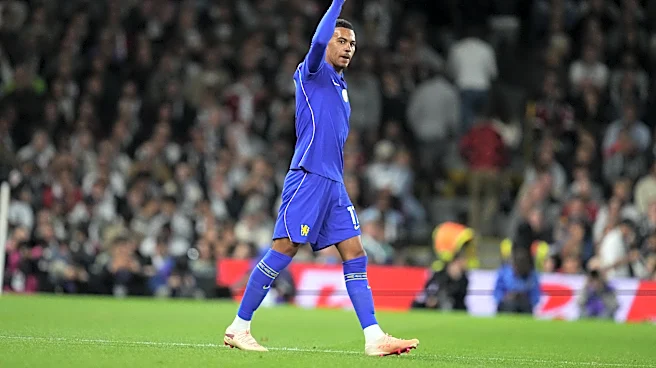 Rogers scores on debut as Chelsea beats Fulham to win Premier League opener
