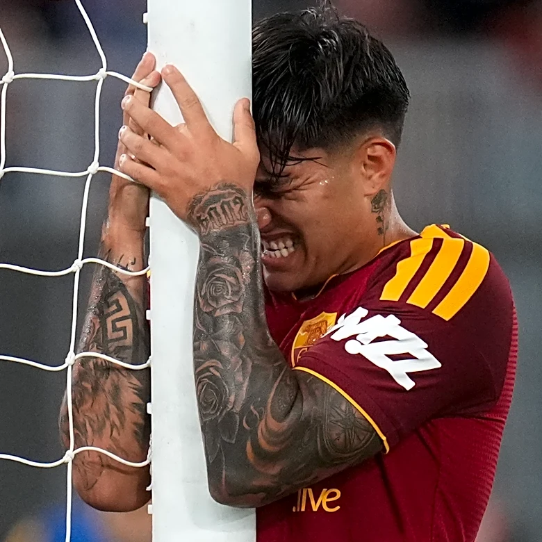 Rogers scores on Chelsea debut as Blues beat Fulham and Roma hammers Fiorentina